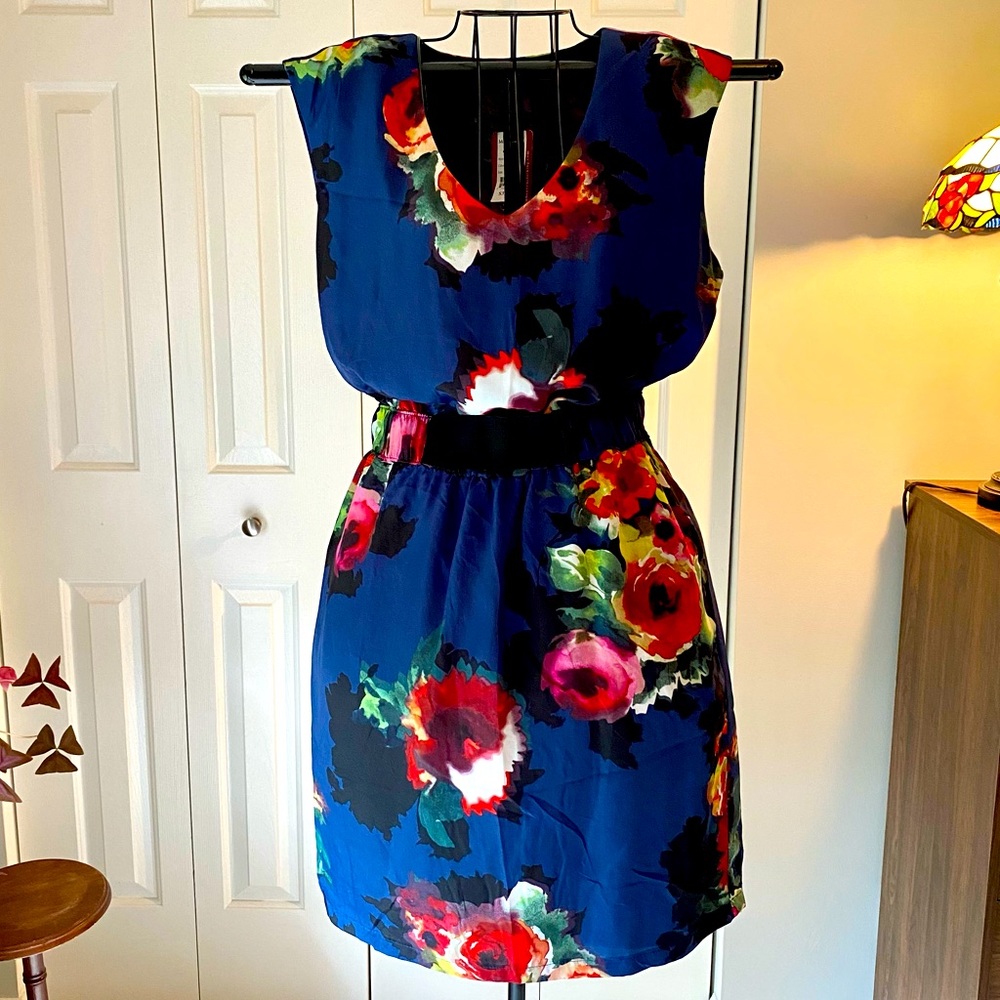 Womens MIDI Floral Dress with Pockets